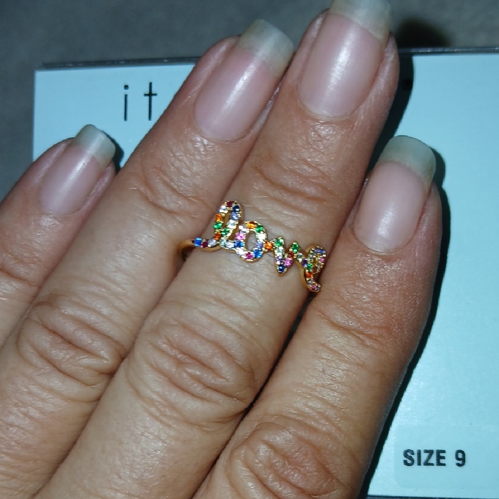 Elegant Red and Pink Gemstone Ring Jewelry
